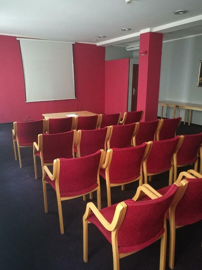 Rynkowy Aparthotel Ρίμπνικ Εξωτερικό φωτογραφία