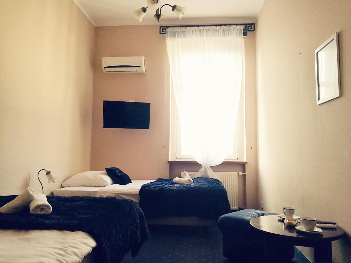 Rynkowy Aparthotel Ρίμπνικ Εξωτερικό φωτογραφία